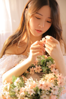 药屋少女的呢喃